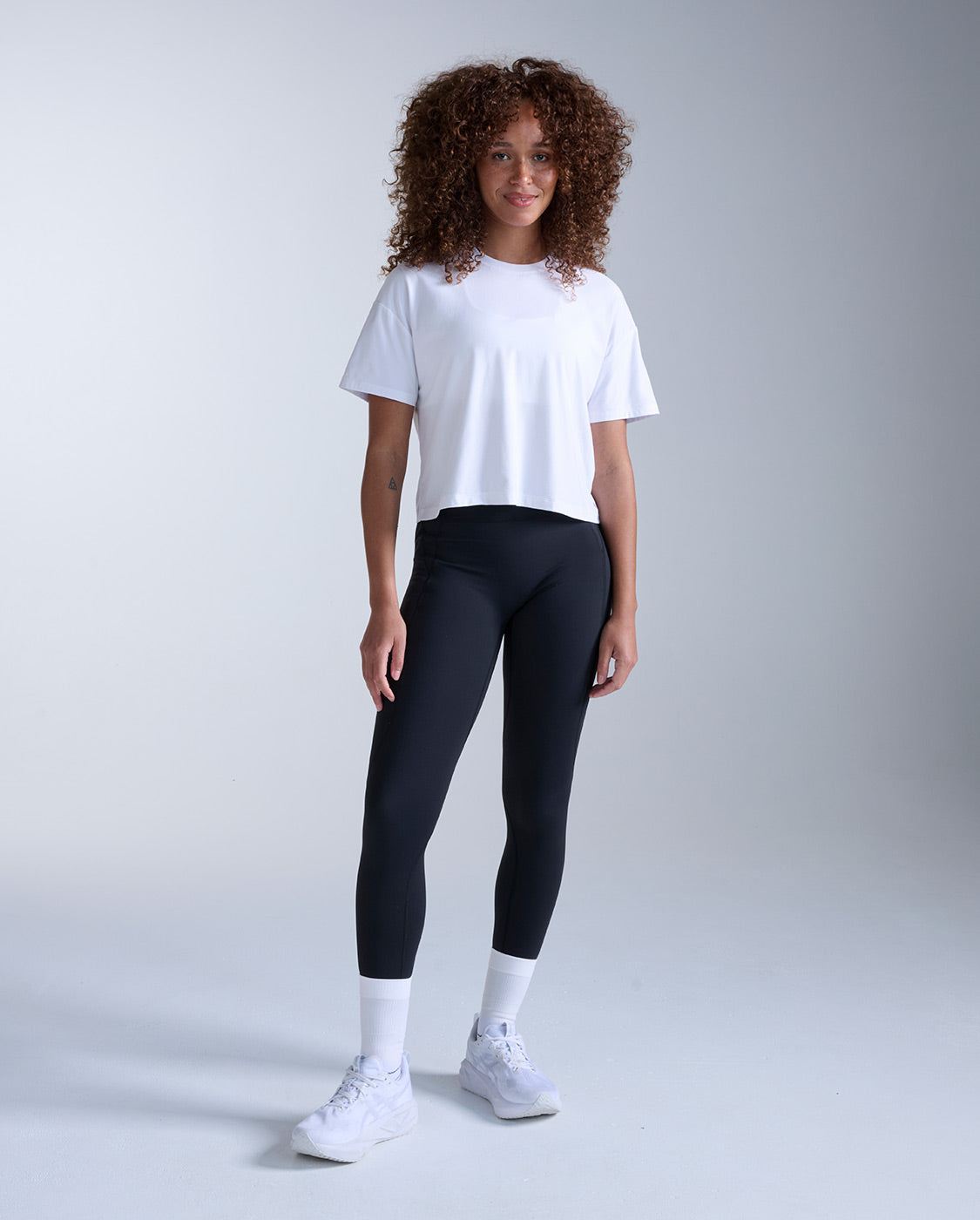 2xu-form-soft-jersey-relaxed-tee-wei-trainingsshirt image 6