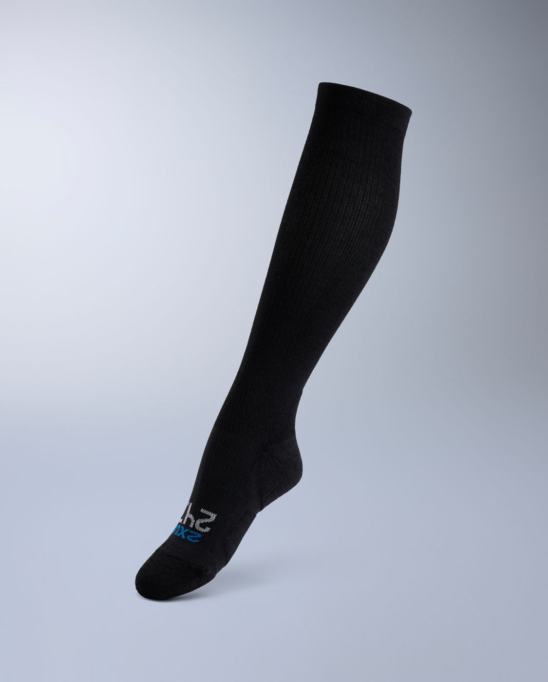 2xu-24-7-bamboo-kompressionssocken-schwarz-20-23-mmhg image 1