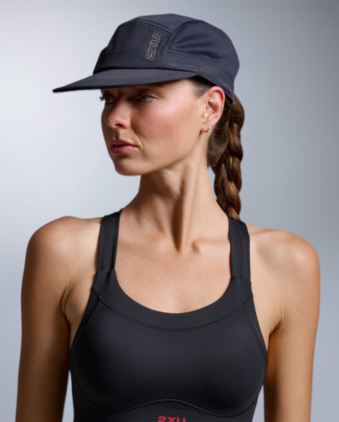2xu-light-speed-cap-laufcap-midnight-silver-reflective image 1