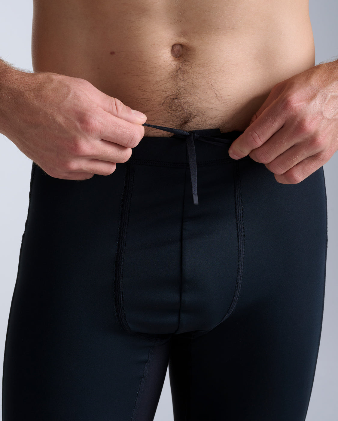 2xu-ignition-shield-compression-tights-herren-schwarz image 7