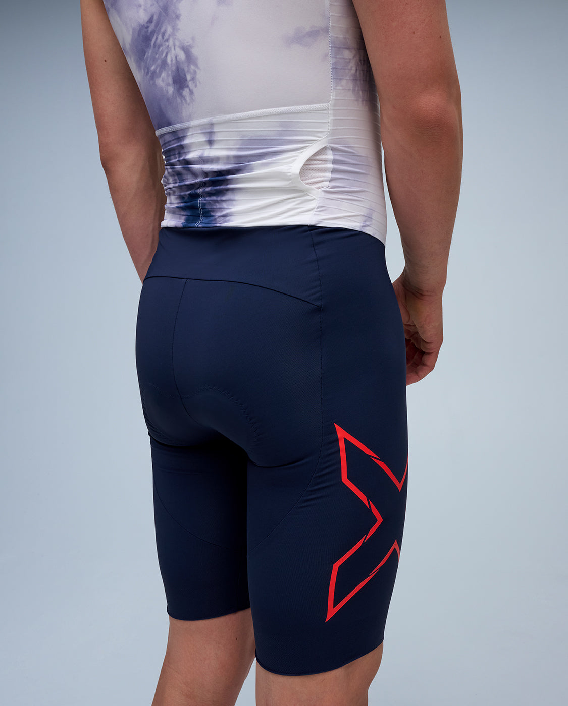 2xu-light-speed-react-trisuit-marble-acid-midnight image 6