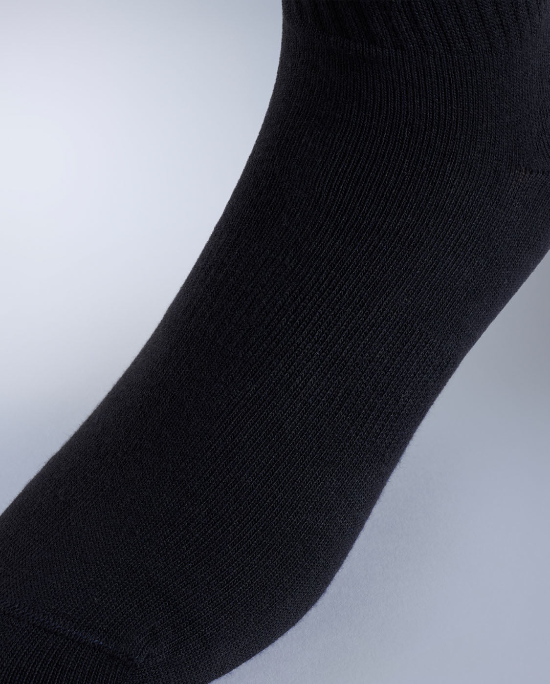 2xu-24-7-cotton-crew-socks-3er-laufsocken-schwarz image 5
