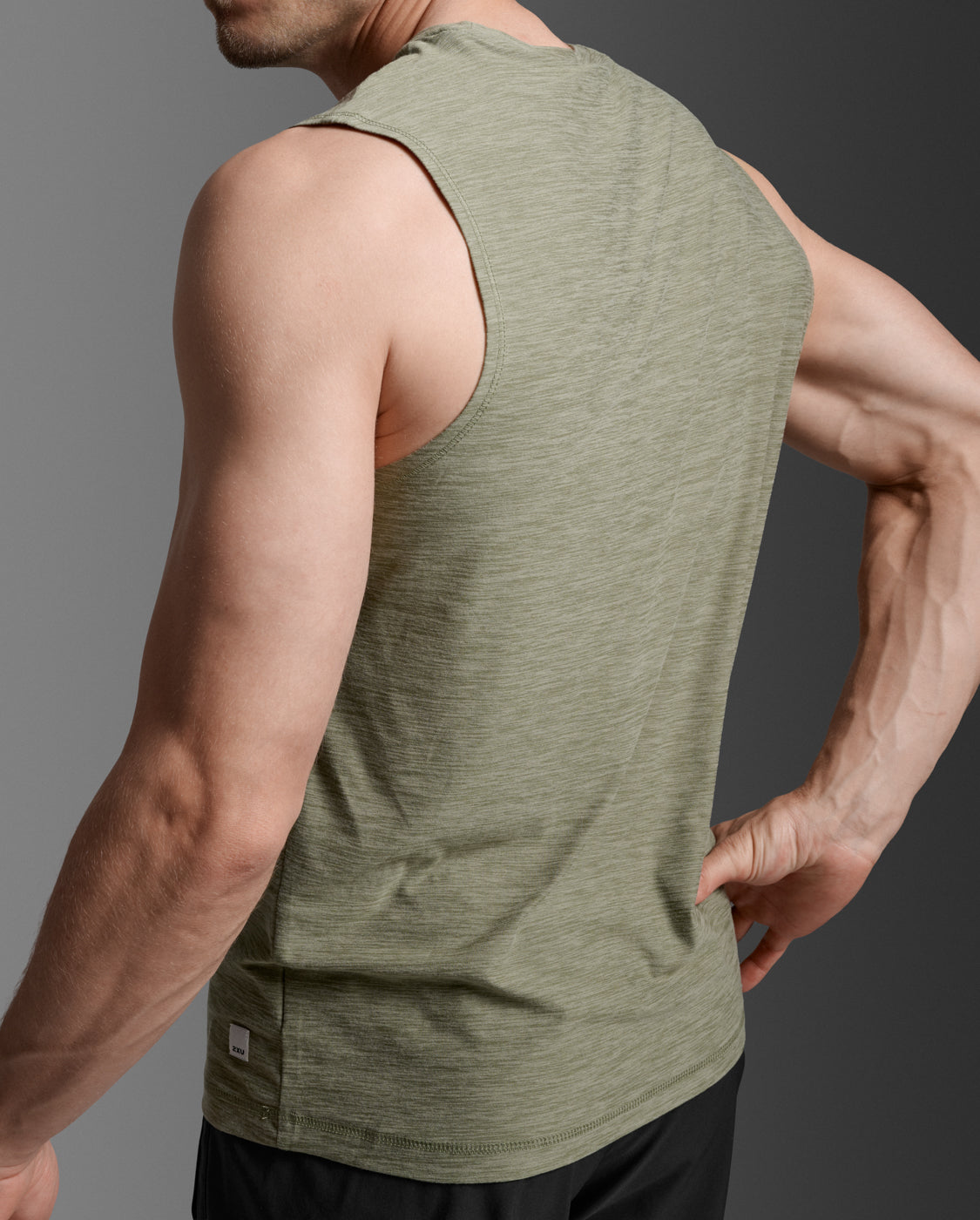 2xu-signature-tank-top-herren-hunter-green-jersey image 5