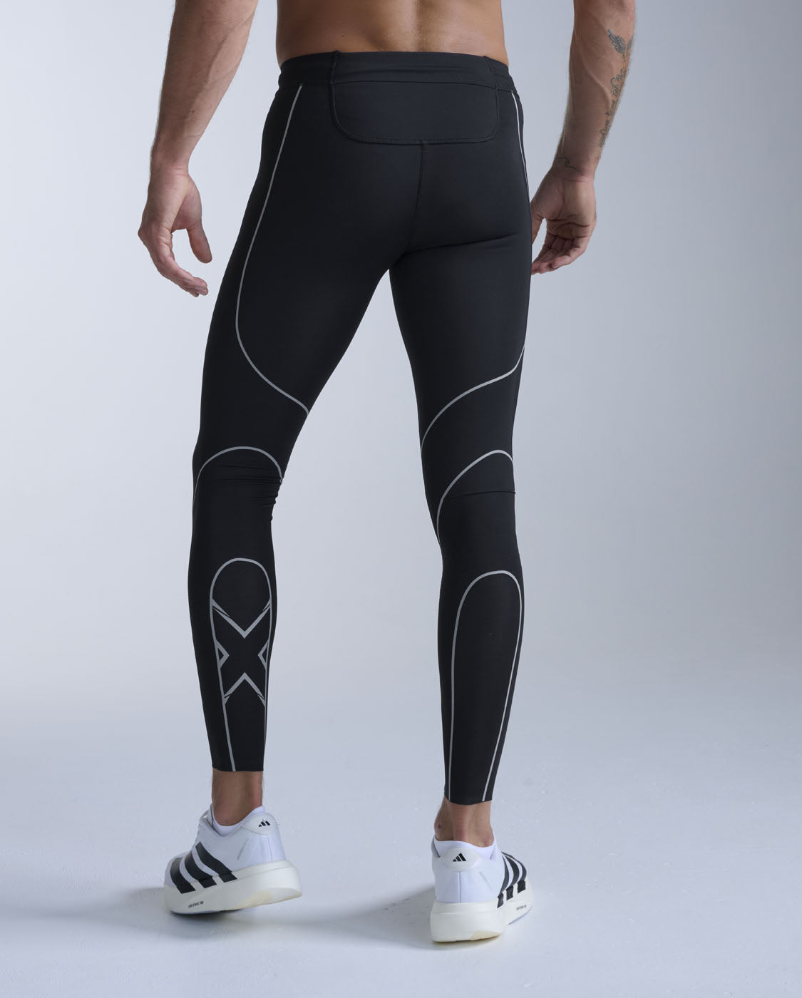 2xu-light-speed-kinesis-compression-tights-black image 3