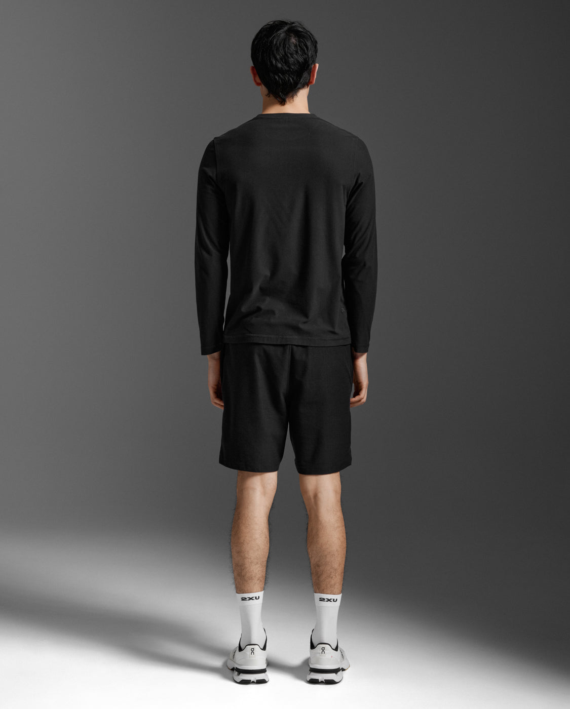 2xu-signature-long-sleeve-langarmshirt-herren-black-black image 7