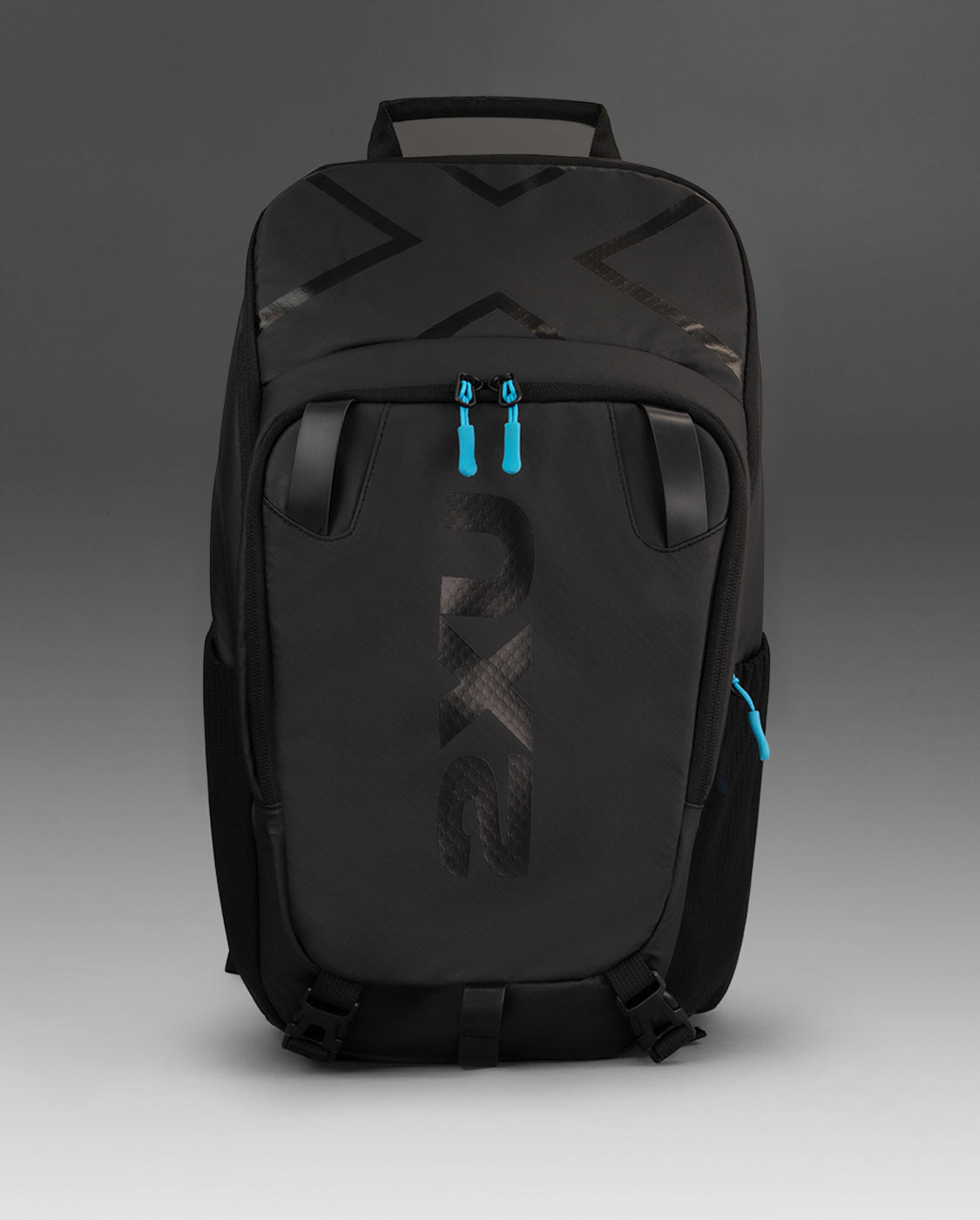 2xu-swim-race-commute-rucksack-black-aloha-unisex image 1