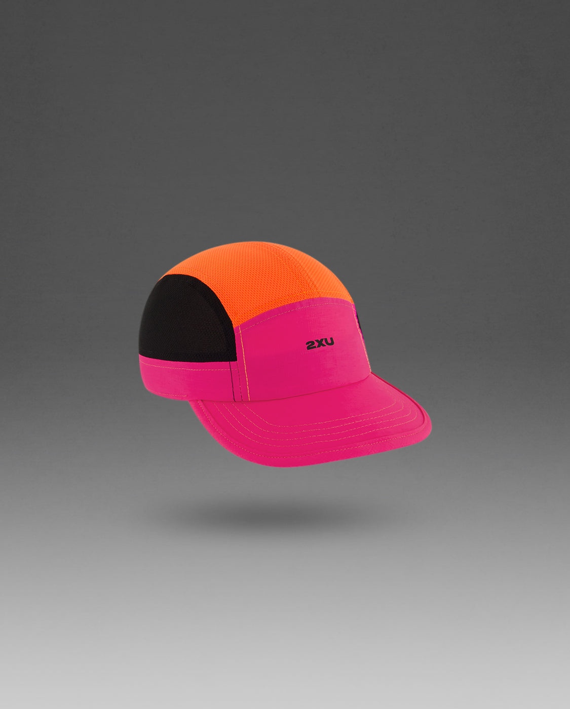 2xu-light-speed-small-cap-laufcap-fuchsia-black image 1