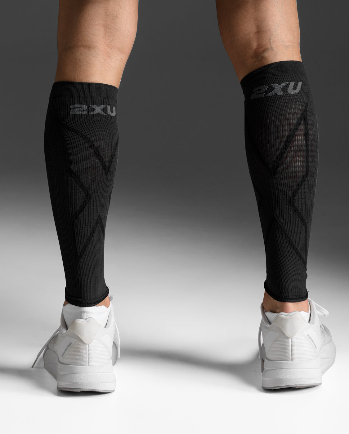 2xu-core-x-compression-calf-sleeves-titanium-black image 1