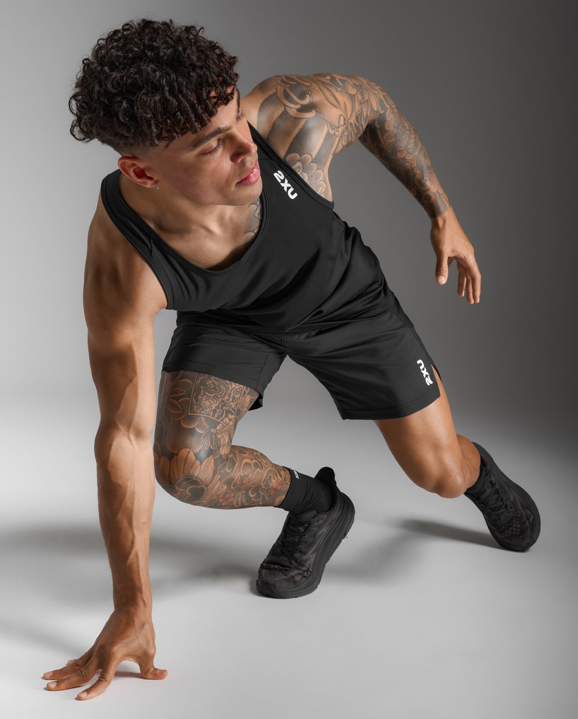2xu-motion-aspire-singlet-herren-schwarz image 7