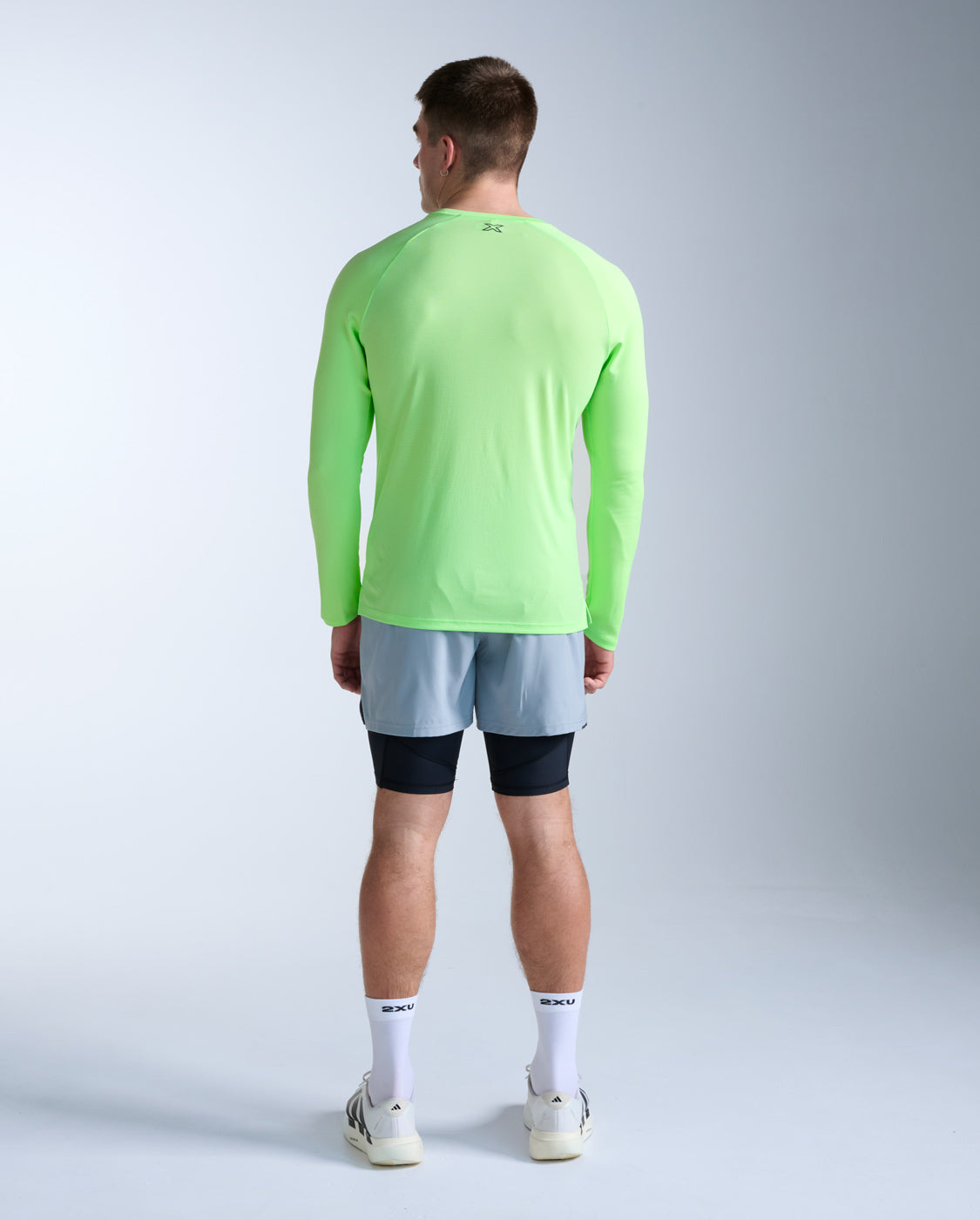 2xu-aero-long-sleeve-herren-laufshirt-lime-zest-langarm image 7