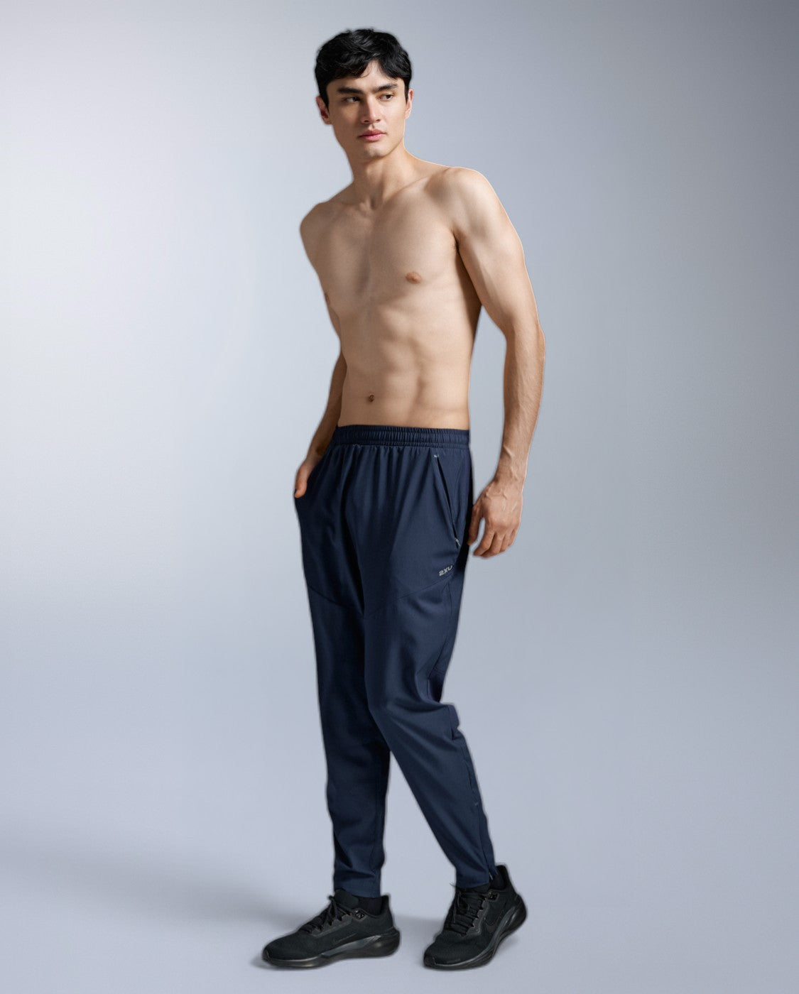 2xu-aero-woven-jogger-laufhose-herren-midnight-reflective image 5