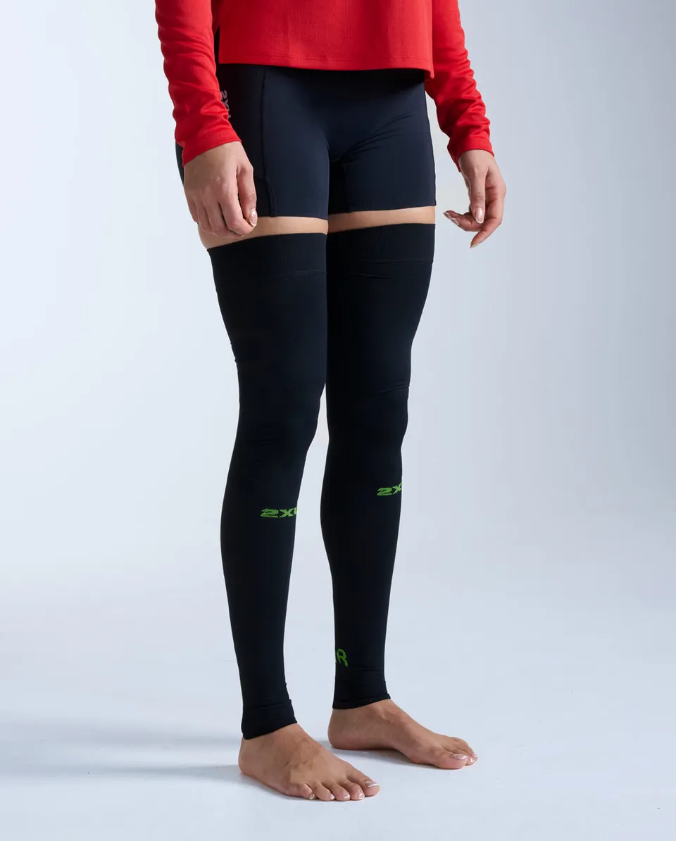 2xu-recovery-flex-leg-sleeves-beinsleeves-schwarz-kompression image 1