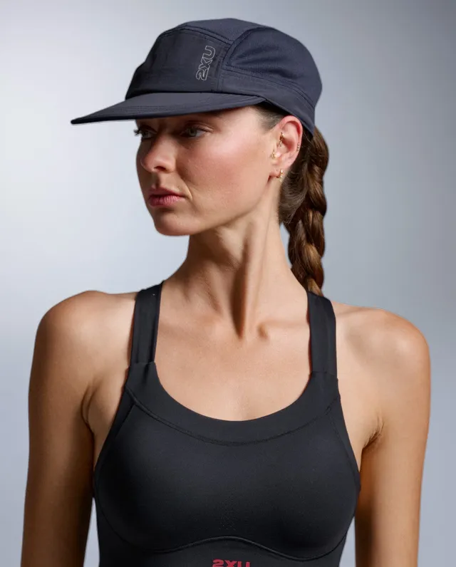 2xu-light-speed-cap-laufcap-midnight-silver-reflective image 1