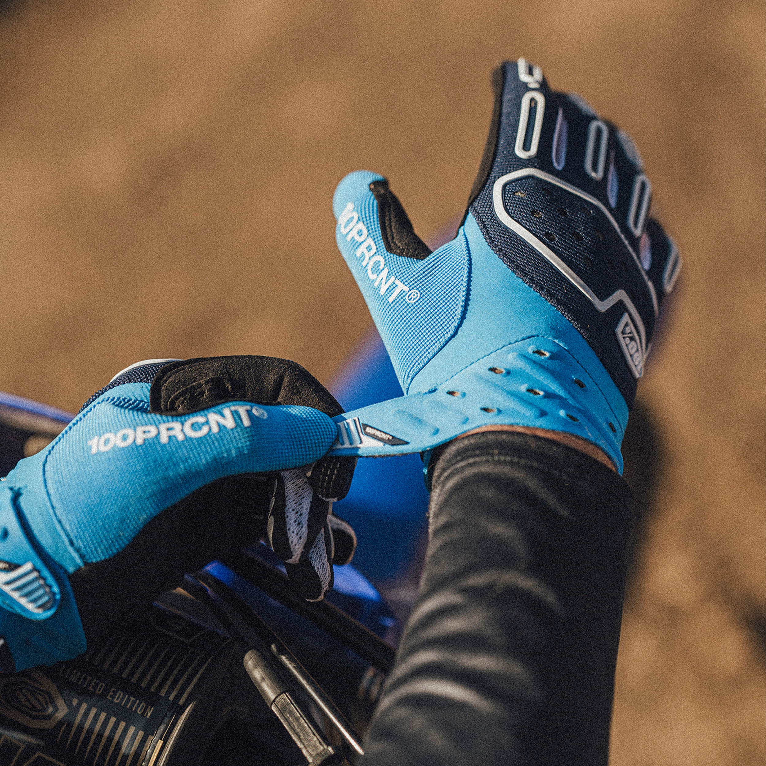 100-airmatic-2-handschuhe-blau-mtb image 5