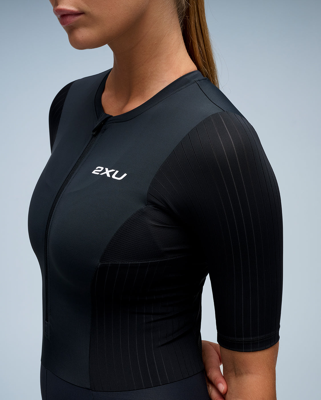 2xu-aero-sleeved-trisuit-triathlonanzug-schwarz-damen image 6