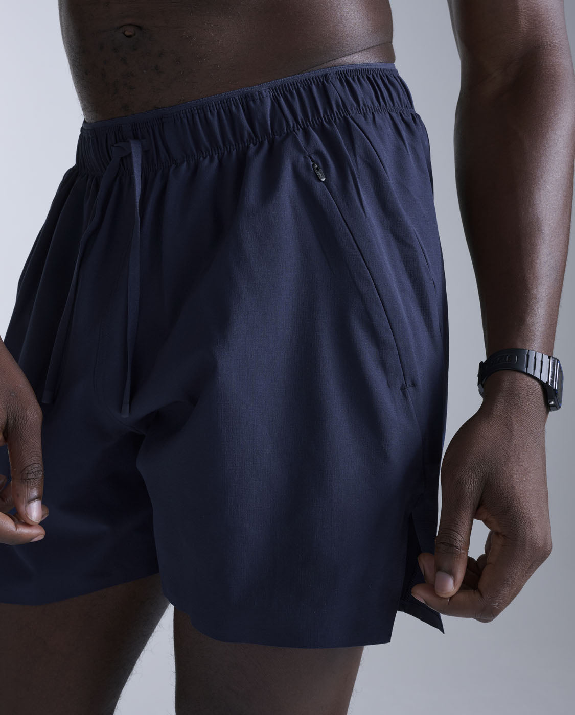 2xu-motion-5-inch-shorts-herren-midnight image 3