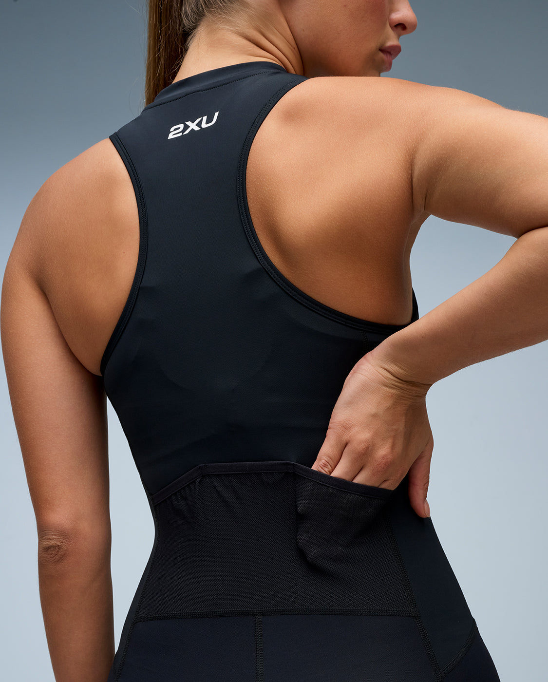 2xu-core-trisuit-damen-triathlonanzug-schwarz-wei-leicht image 6