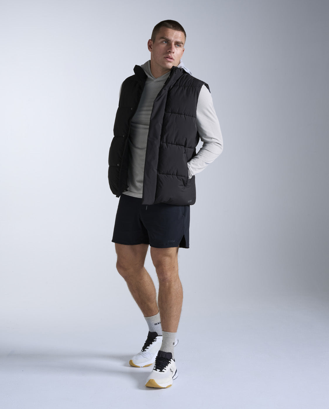2xu-ignition-puffer-weste-herren-schwarz-wasserabweisend image 3