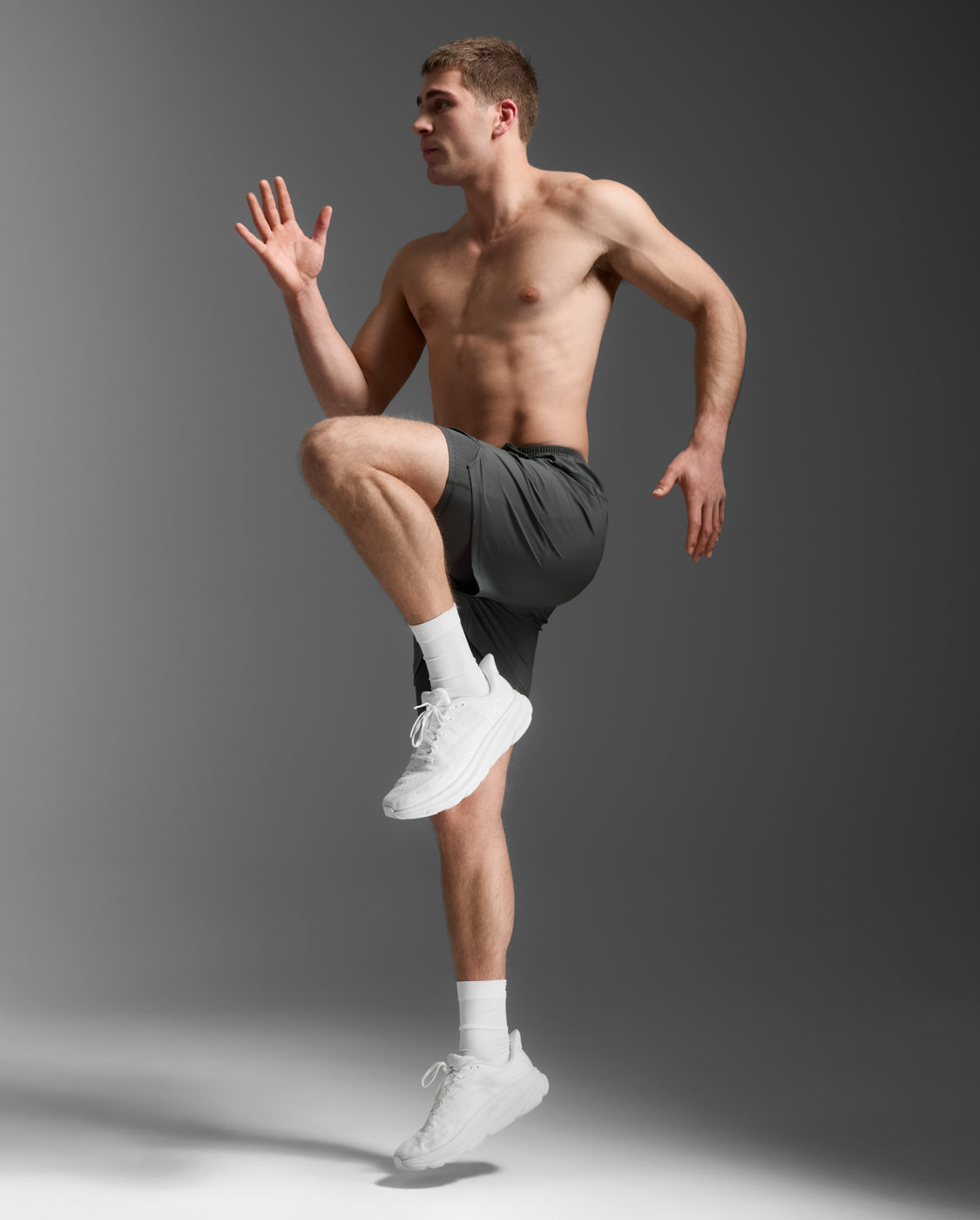 2xu-aero-mesh-2-in-1-5-inch-shorts-jupiter-herren image 6
