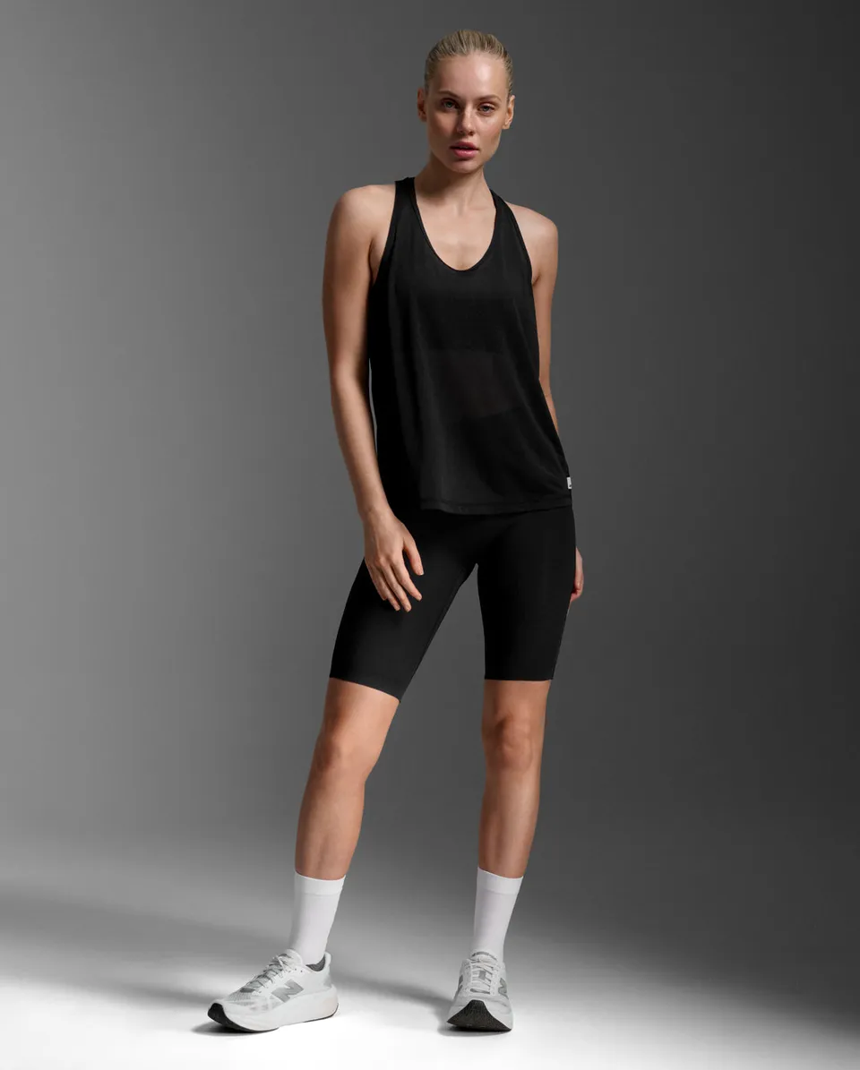 2xu-aero-relight-racerback-singlet-top-schwarz-damen image 1