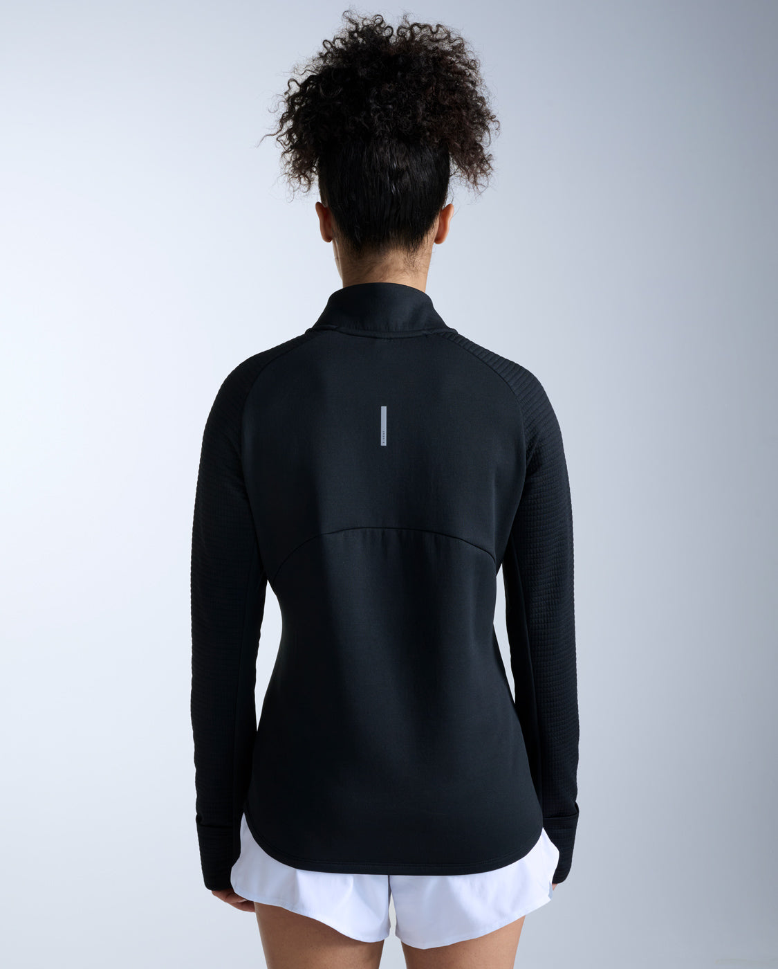 2xu-ignition-haptic-1-4-zip-black-silver-laufshirt image 6