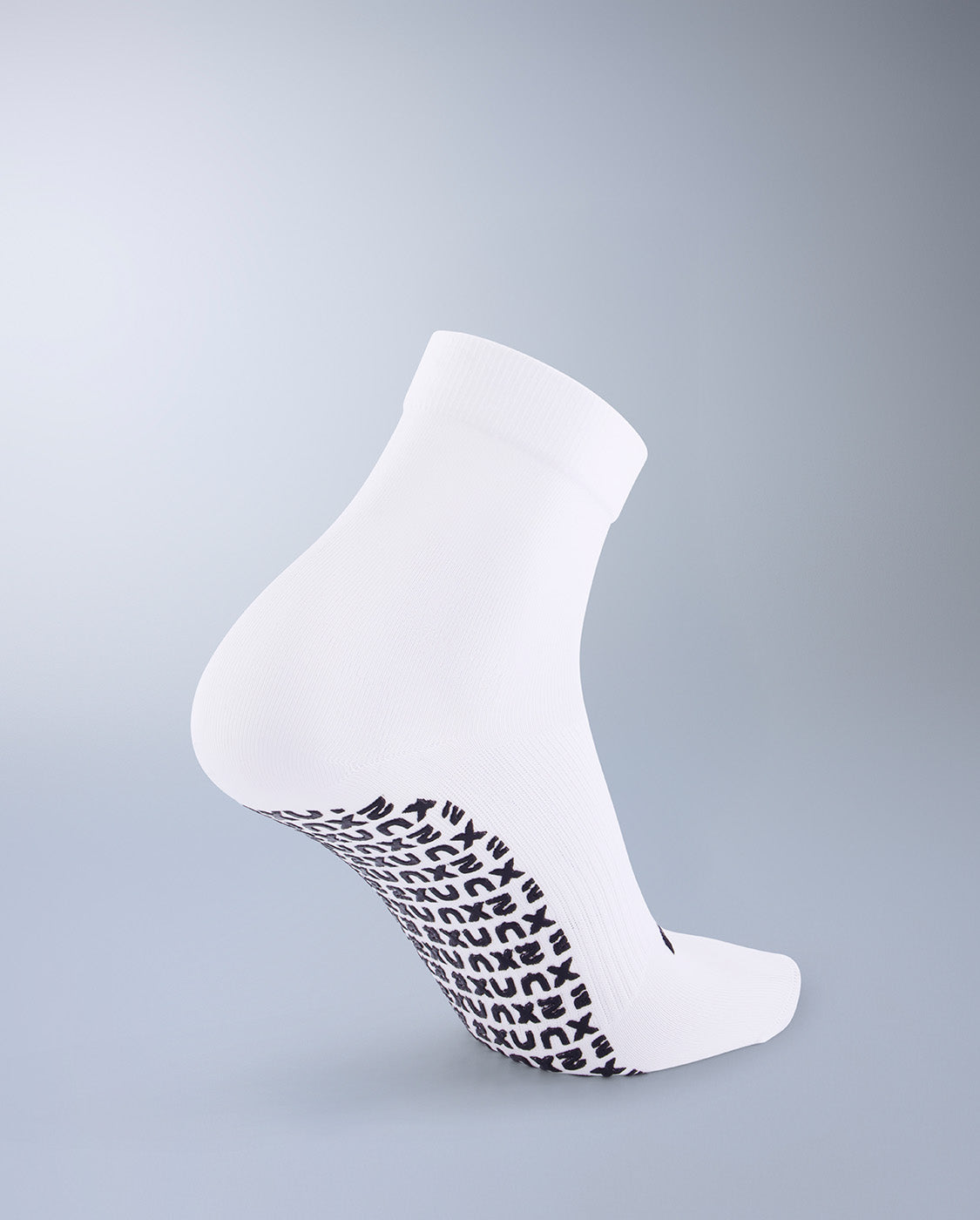 2xu-vectr-performance-crew-grip-socken-3er-pack image 4