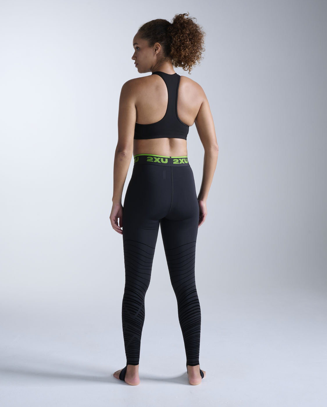 2xu-recovery-power-recovery-tights-fir-leggings-damen-schwarz image 5