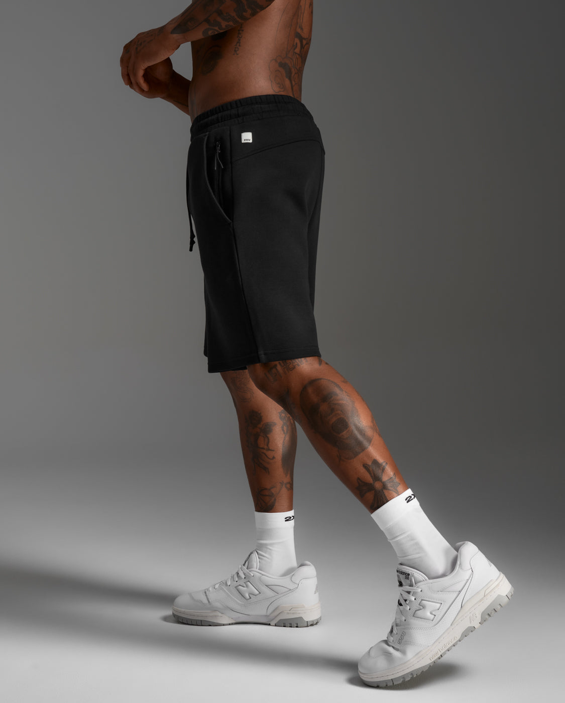 2xu-24-7-commute-spacer-shorts-herren-black-black image 4