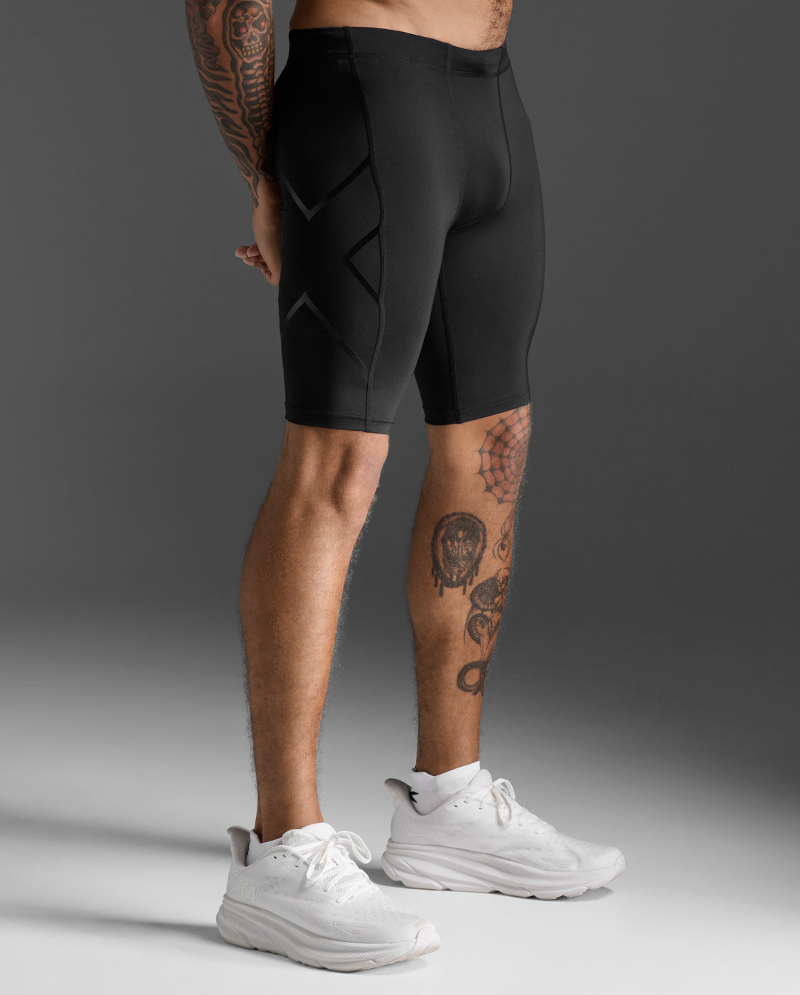2xu-core-compression-shorts-herren-kompressionsshorts-schwarz image 5