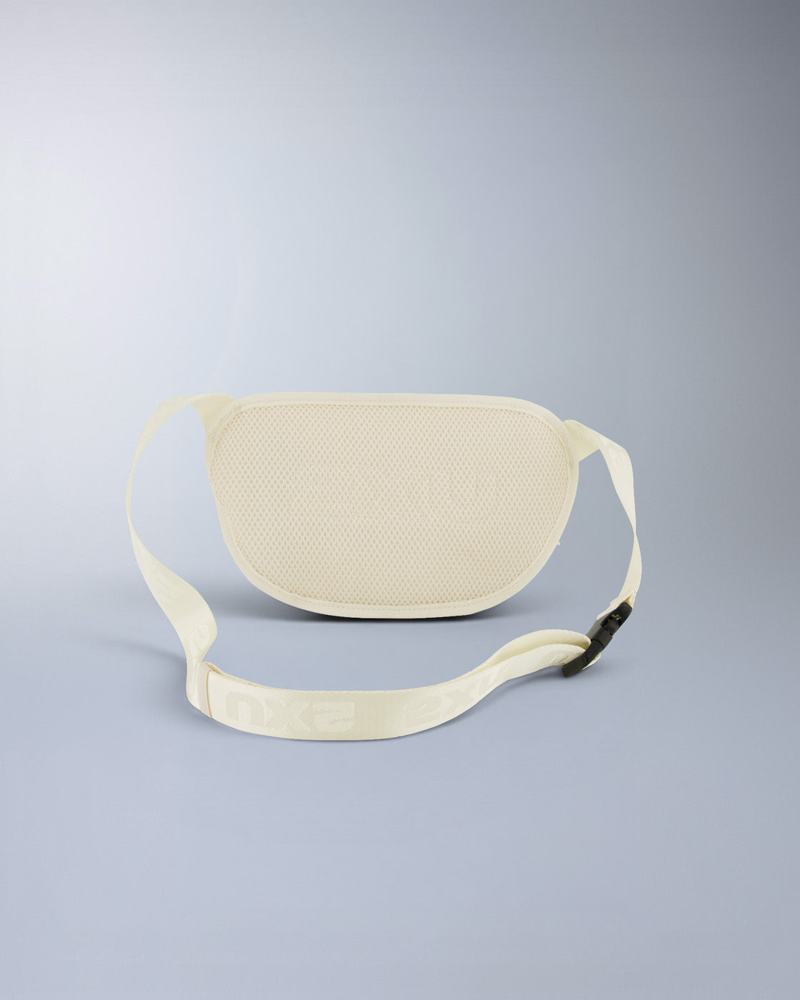2xu-swim-race-cross-body-bag-umh-ngetasche-chalk-wasserabweisend image 2