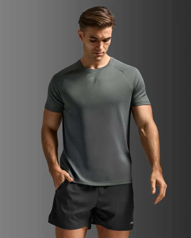 2xu-aero-tee-laufshirt-jupiter-herren-mesh image 1