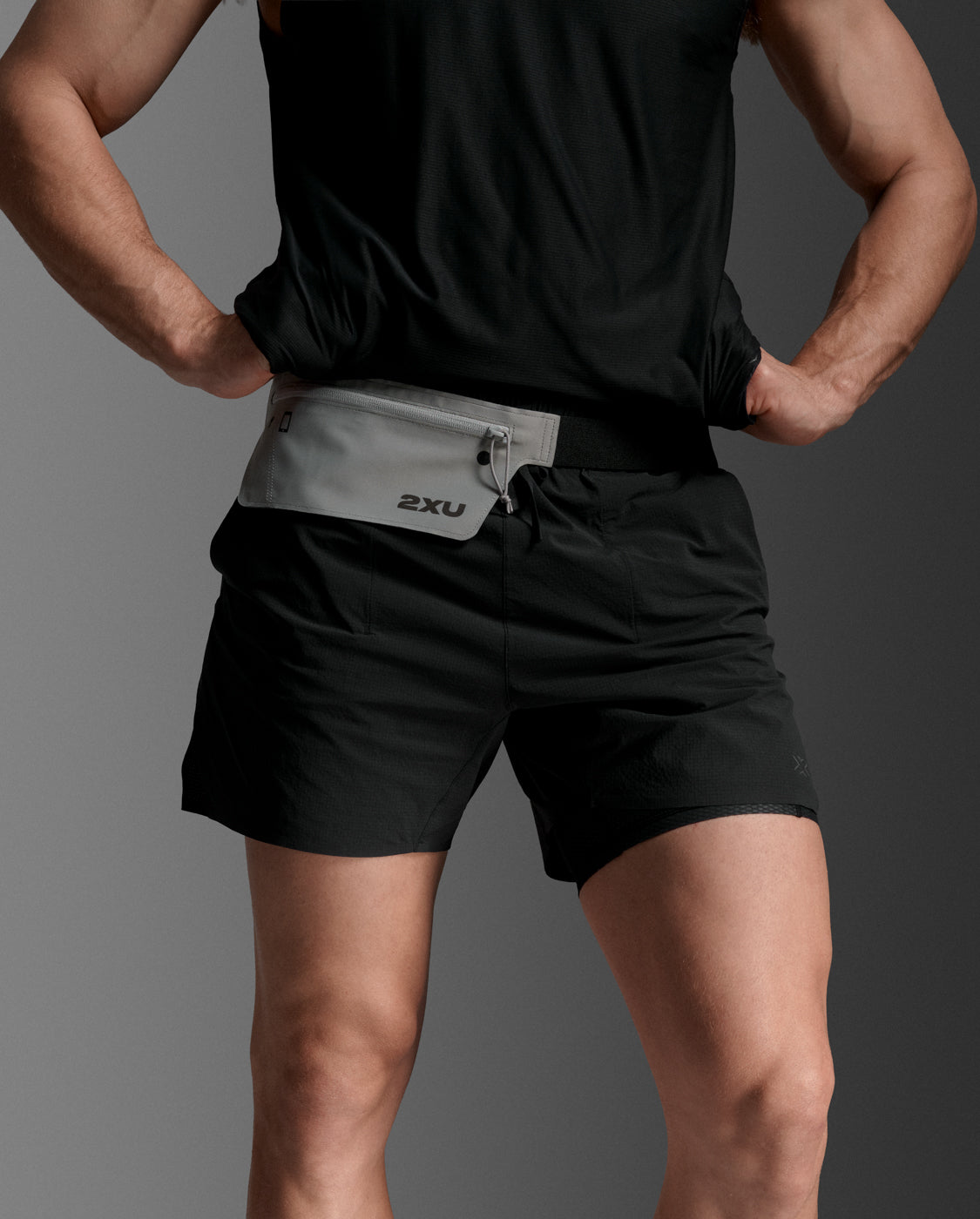 2xu-swim-race-slim-run-belt-laufg-rtel-grau-refl image 3