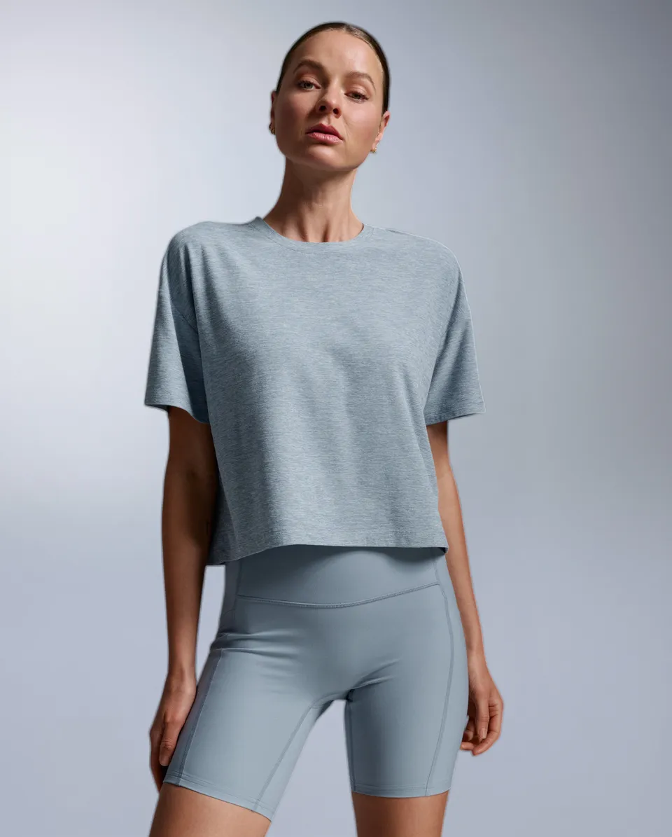 2xu-form-soft-jersey-relaxed-tee-blue-shade-damen-t-shirt image 1