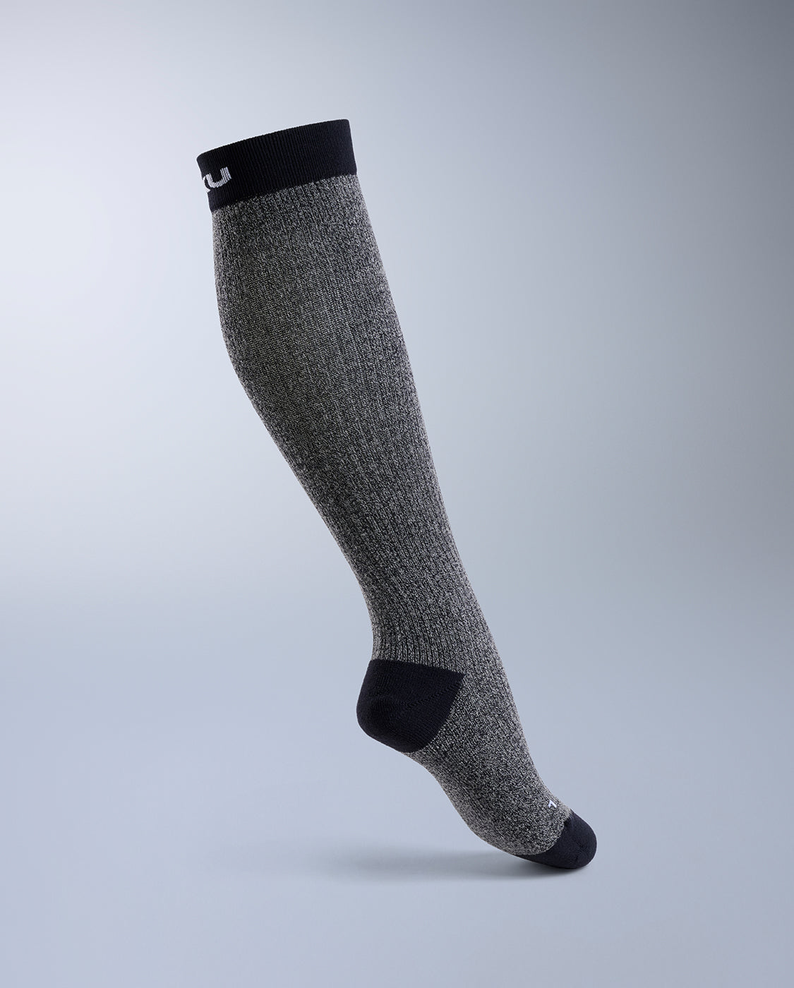 2xu-flight-kompressionssocken-grey-marle-white-bambus image 4