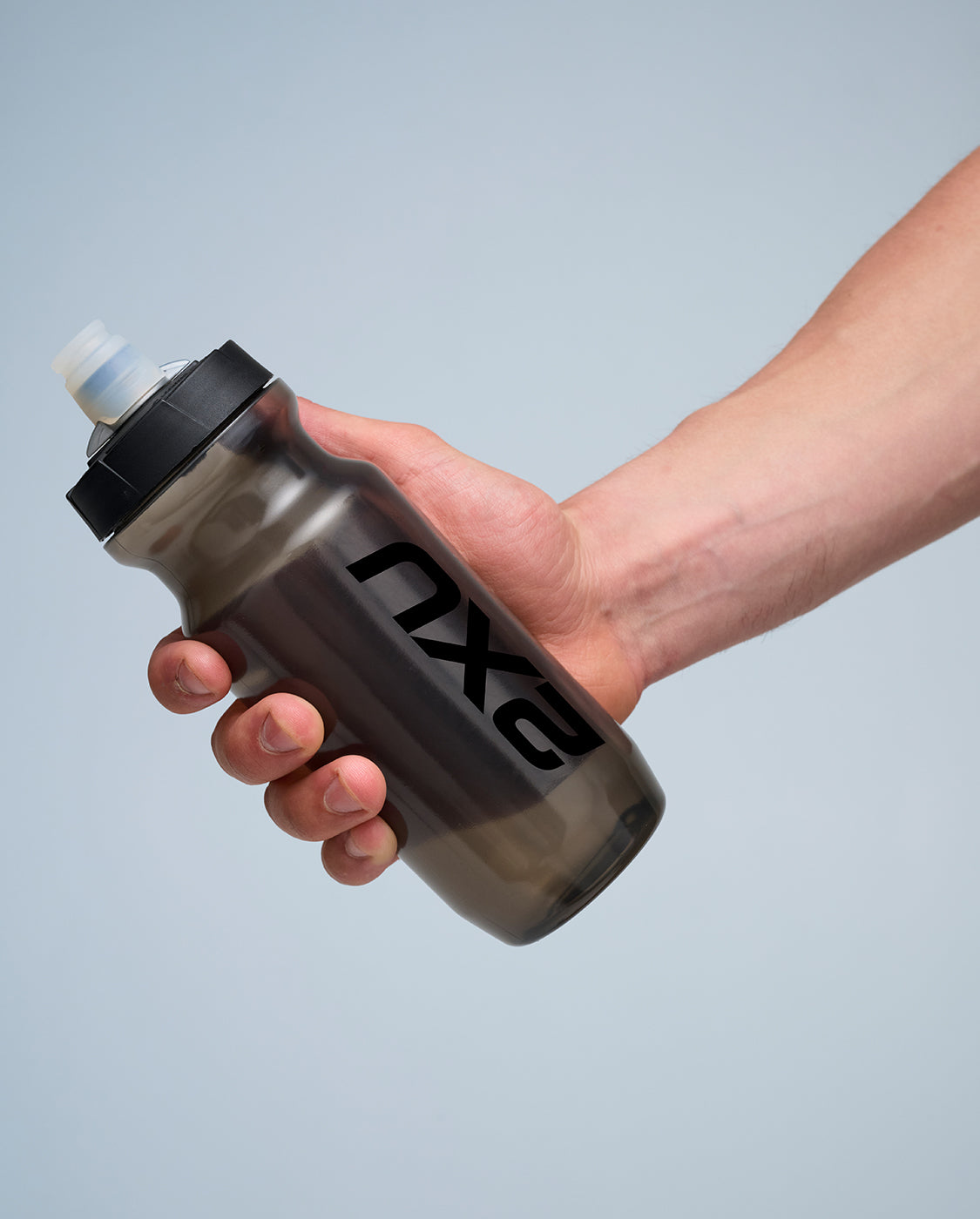 2xu-squeeze-trinkflasche-600-ml-clear-sport-auslaufsicher image 3