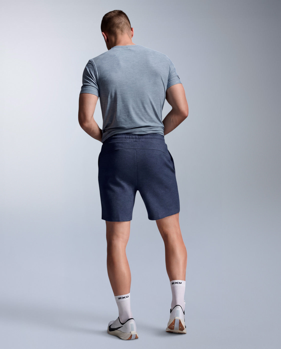 2xu-24-7-commute-smooth-spacer-shorts-midnight-herren image 5