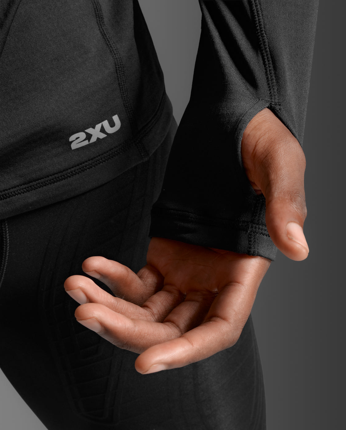 2xu-ignition-grid-baselayer-schwarz-herren-thermo image 7