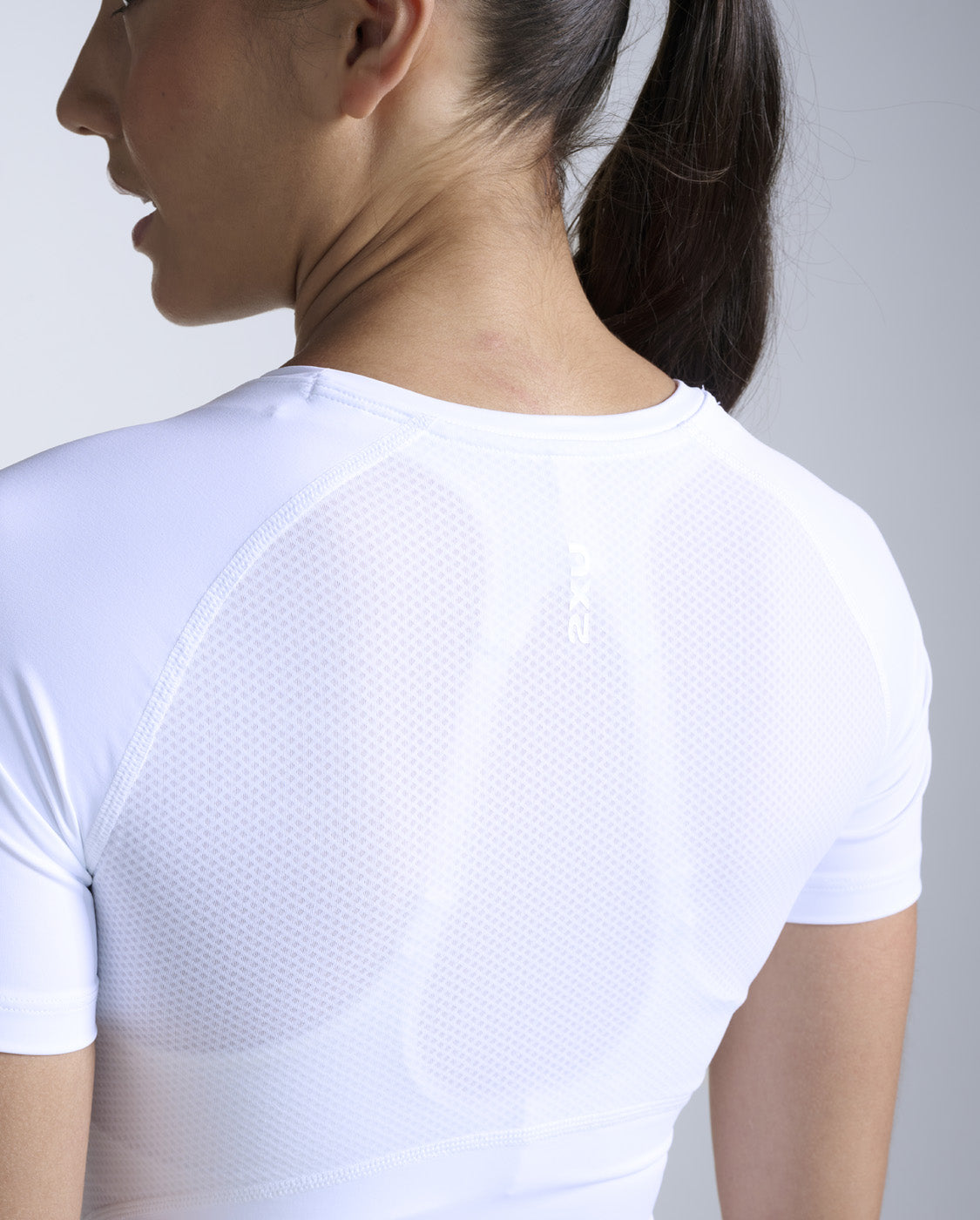 2xu-core-compression-short-sleeve-damen-wei-shirt image 4