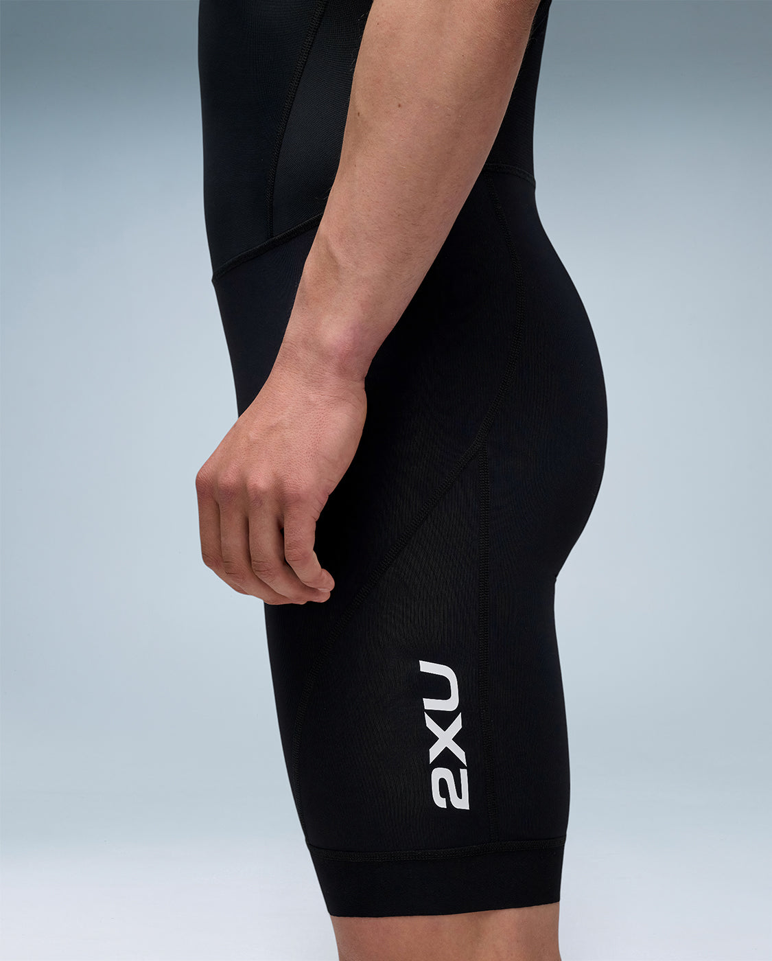 2xu-core-trisuit-triathlonanzug-schwarz-weiss-einsteiger image 7