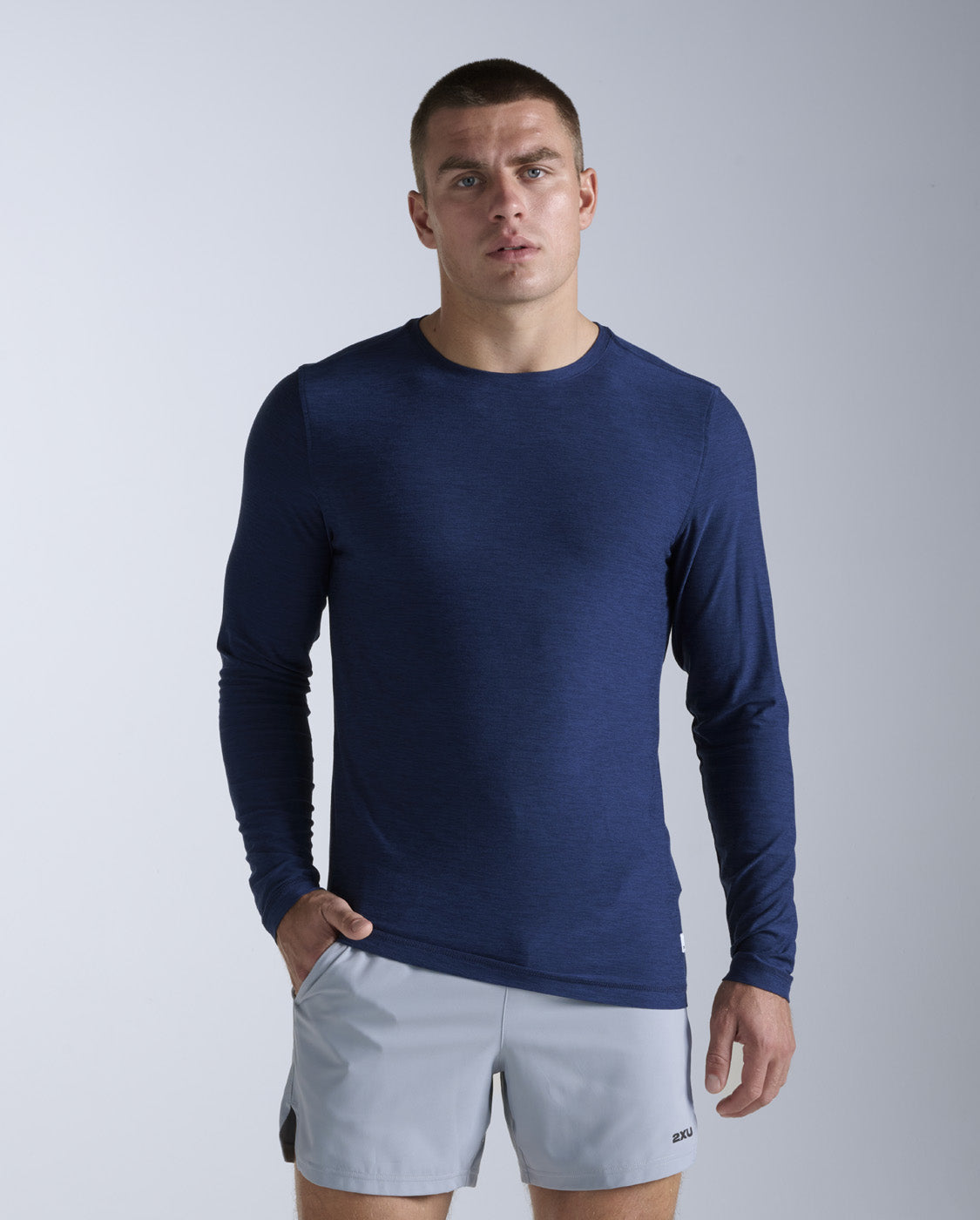2xu-signature-long-sleeve-langarmshirt-herren-midnight image 1