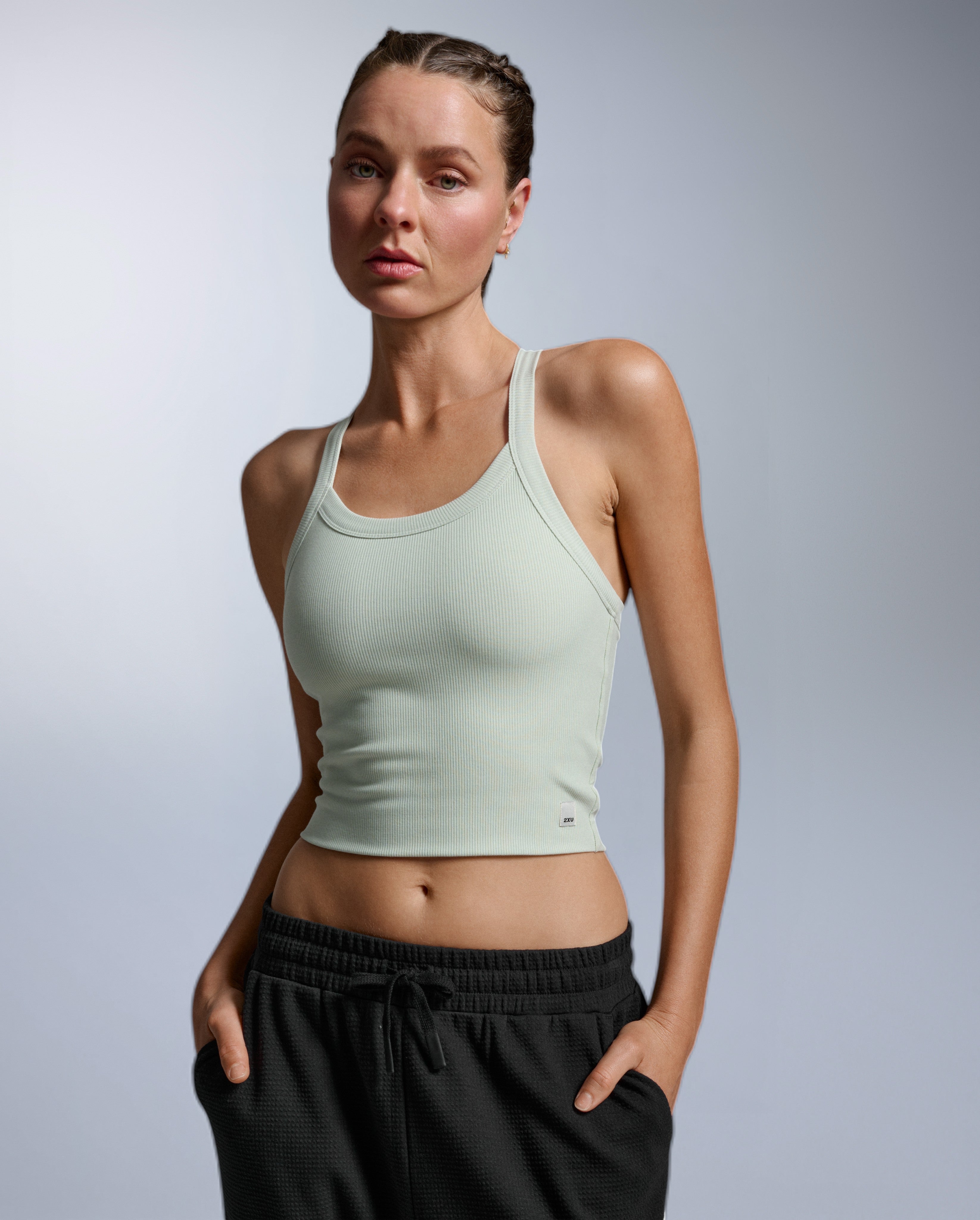 2xu-fluid-tencel-ribbed-crop-singlet-top-damen-seafoam image 1