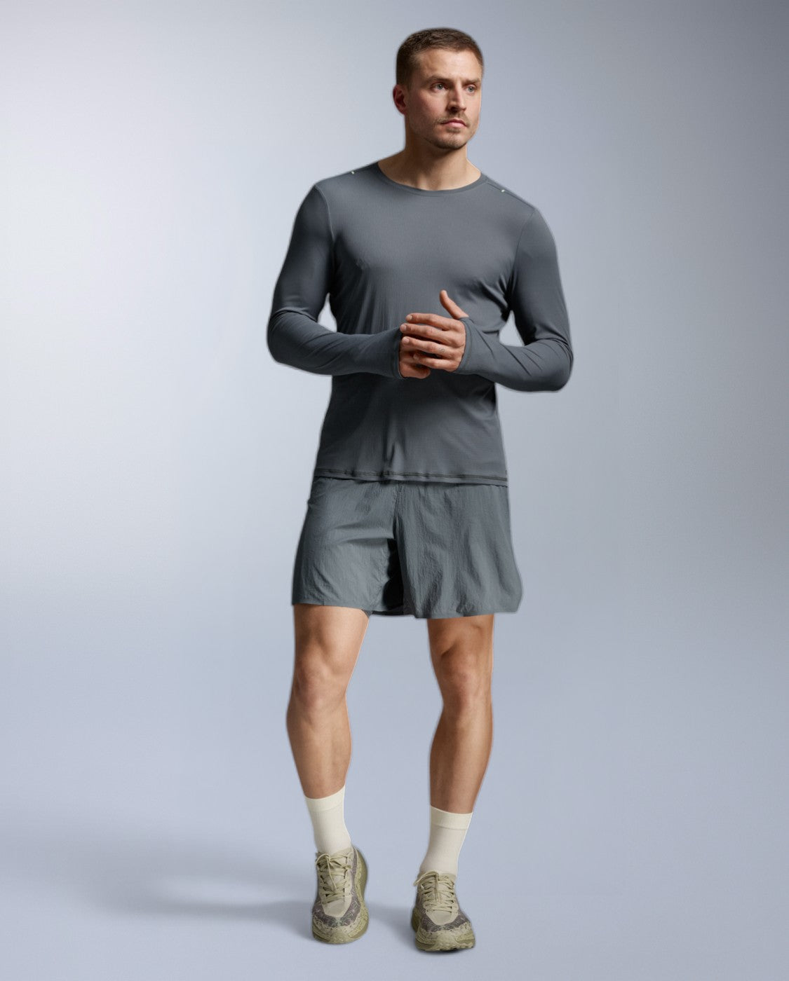 2xu-aero-trail-long-sleeve-turbulence-herren-uv image 3