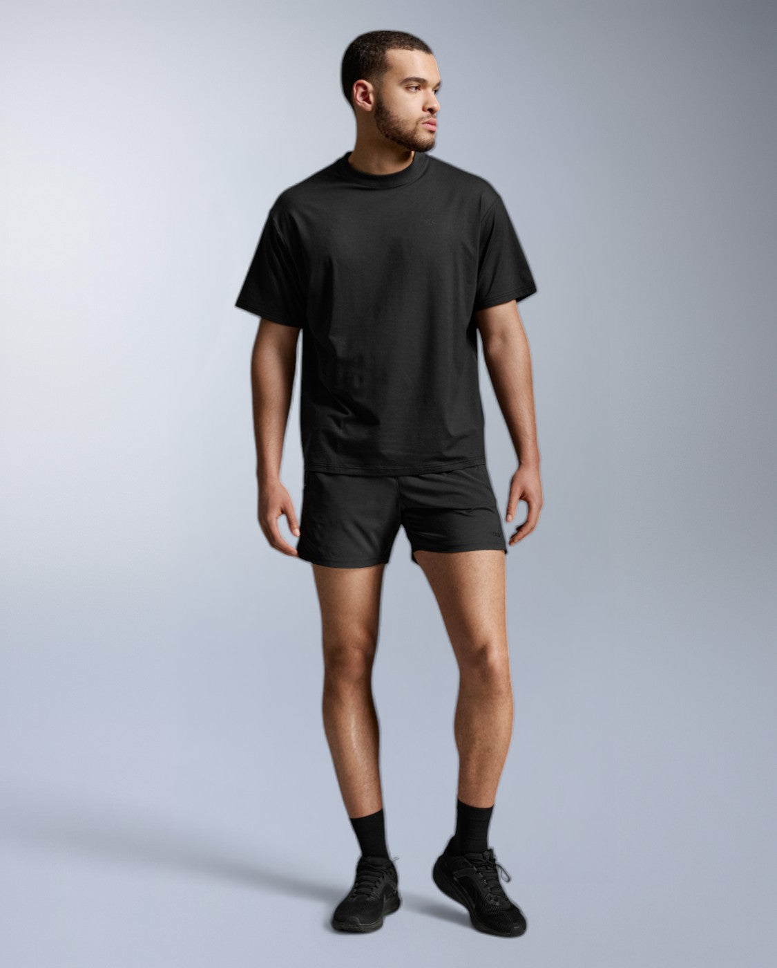 2xu-motion-oversized-tencel-tee-herren-t-shirt-schwarz image 4