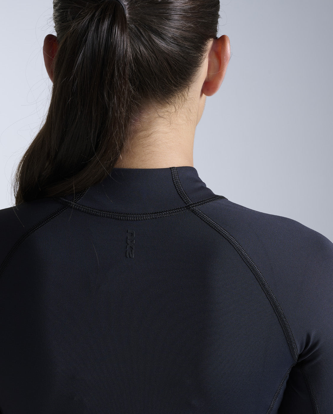 2xu-form-soft-touch-1-2-zip-langarmtop-schwarz-damen image 5