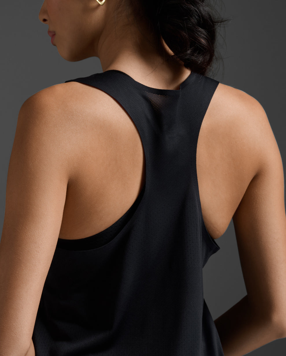 2xu-light-speed-tech-singlet-damen-black-lauftop image 5