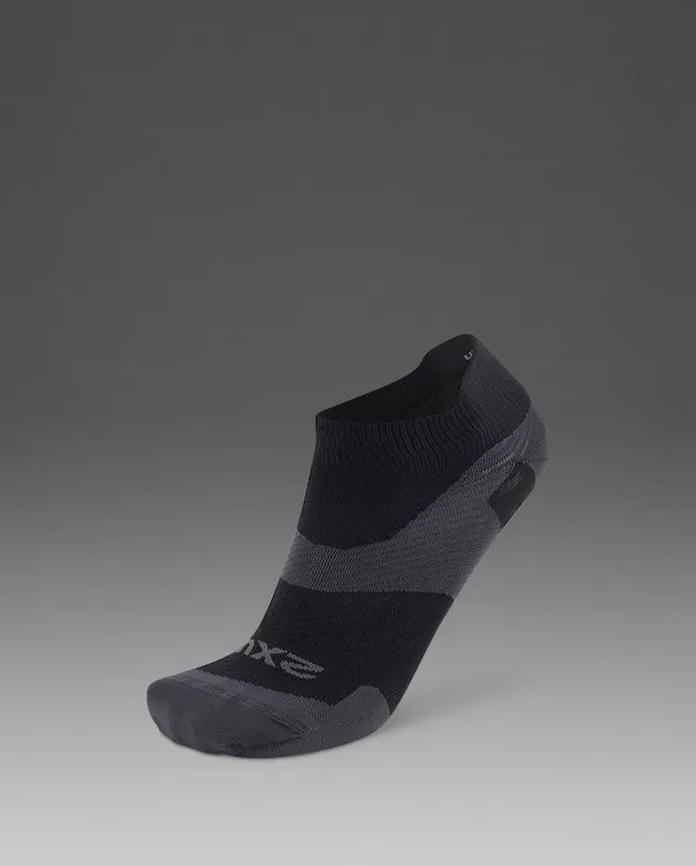 2xu-vectr-ultralight-1-4-crew-socken-schwarz-kompression image 1