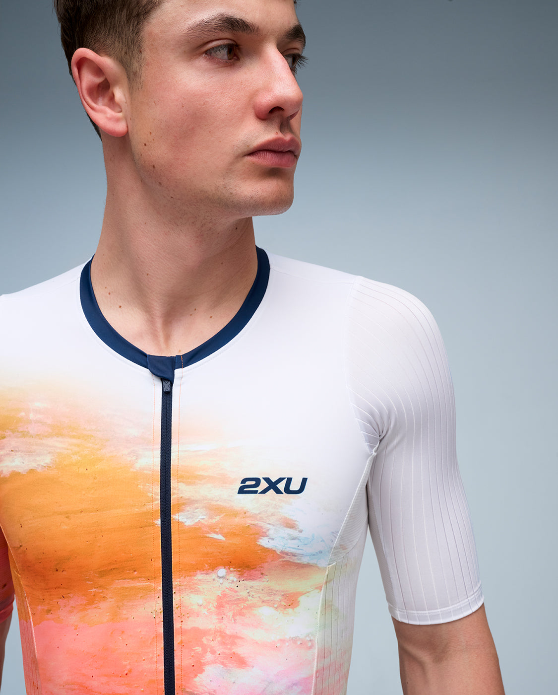 2xu-aero-sleeved-trisuit-herren-midnight-noosa-einteiler image 7