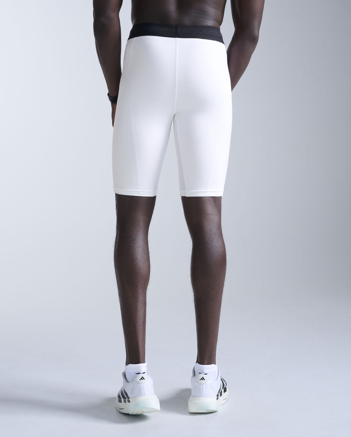 2xu-core-base-layer-compression-shorts-white-herren image 2