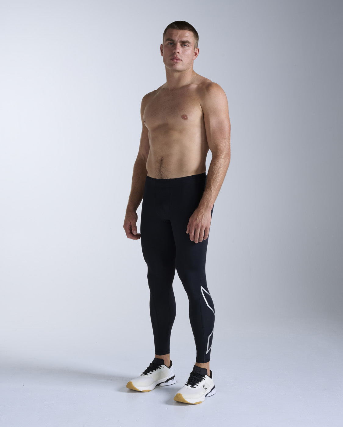 2xu-core-compression-tights-herren-black-silver-lauftights image 4