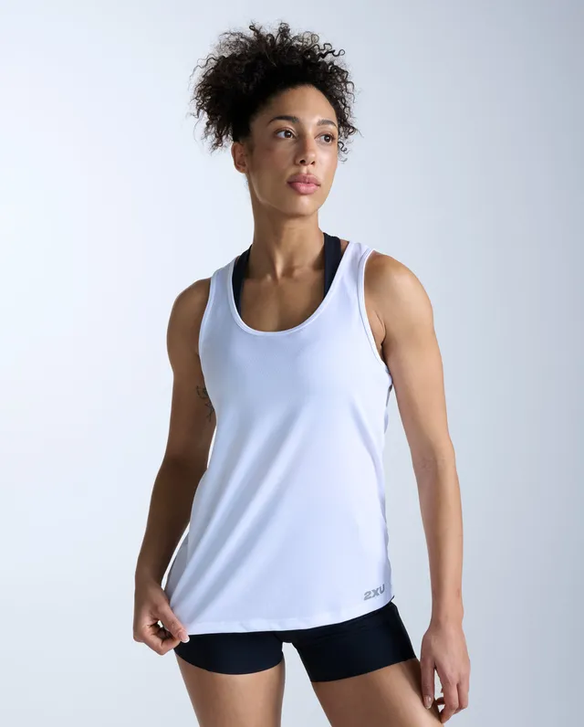2xu-aero-singlet-top-damen-white-silver-reflective image 1
